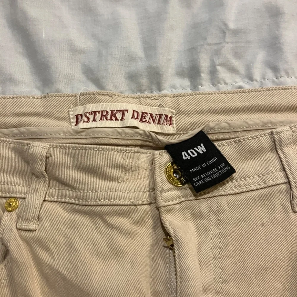 Shorts - Picture 2 of 5